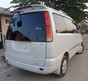 Toyota Noah 2002 Off White