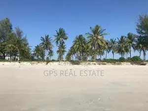 Beach Plot for Sale at Kugamboni