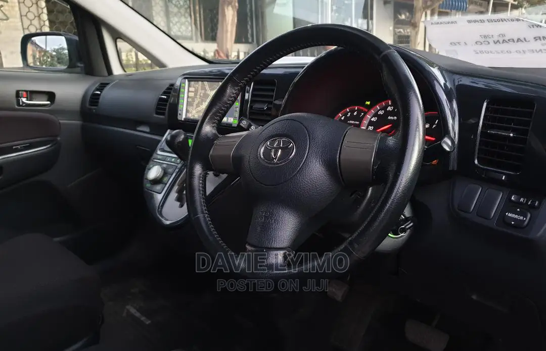 Toyota Wish 2006 Blue