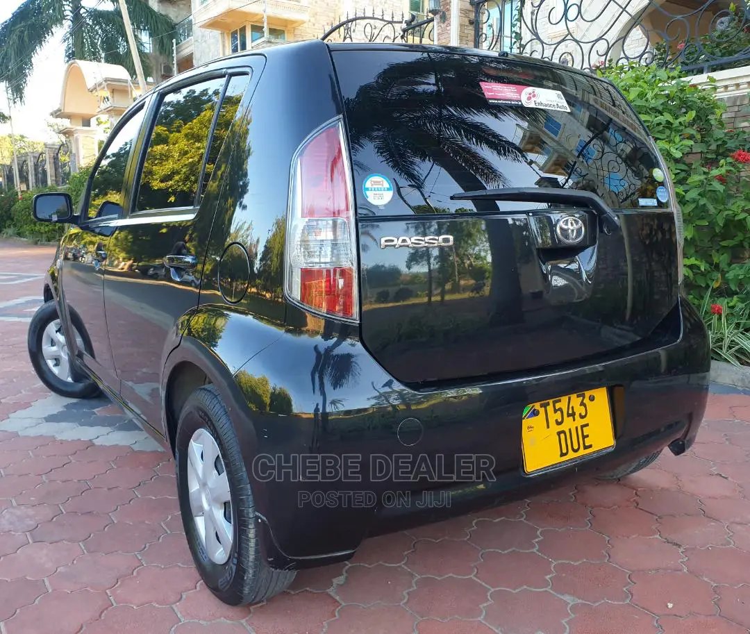 Toyota Passo 2006 1.0 AWD Black