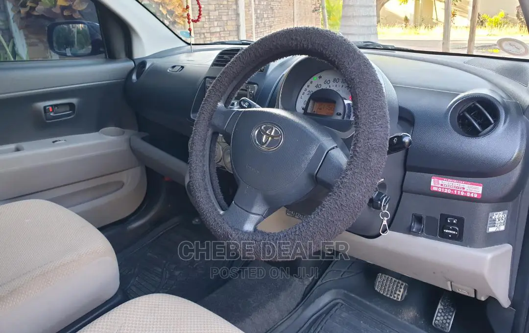 Toyota Passo 2006 1.0 AWD Black