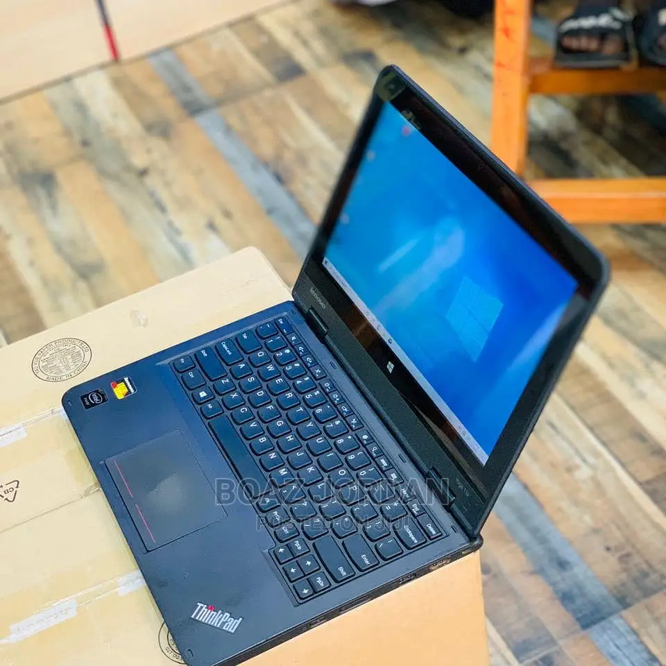Laptop Lenovo ThinkPad 11e 4GB Intel Xeon SSHD (Hybrid) 500GB