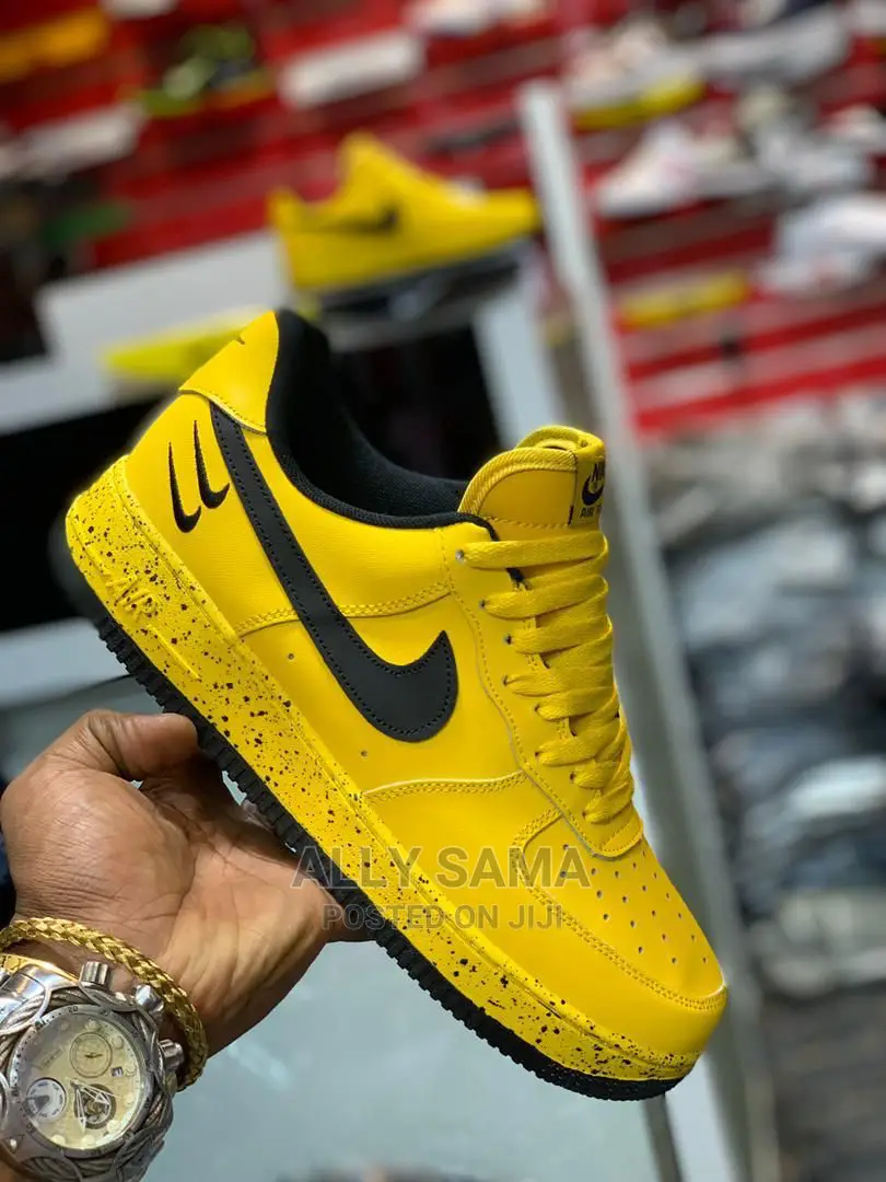 Nike RED Yellow