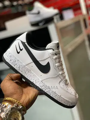 Nike Black White