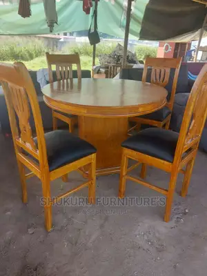 Meza Ya Chakula