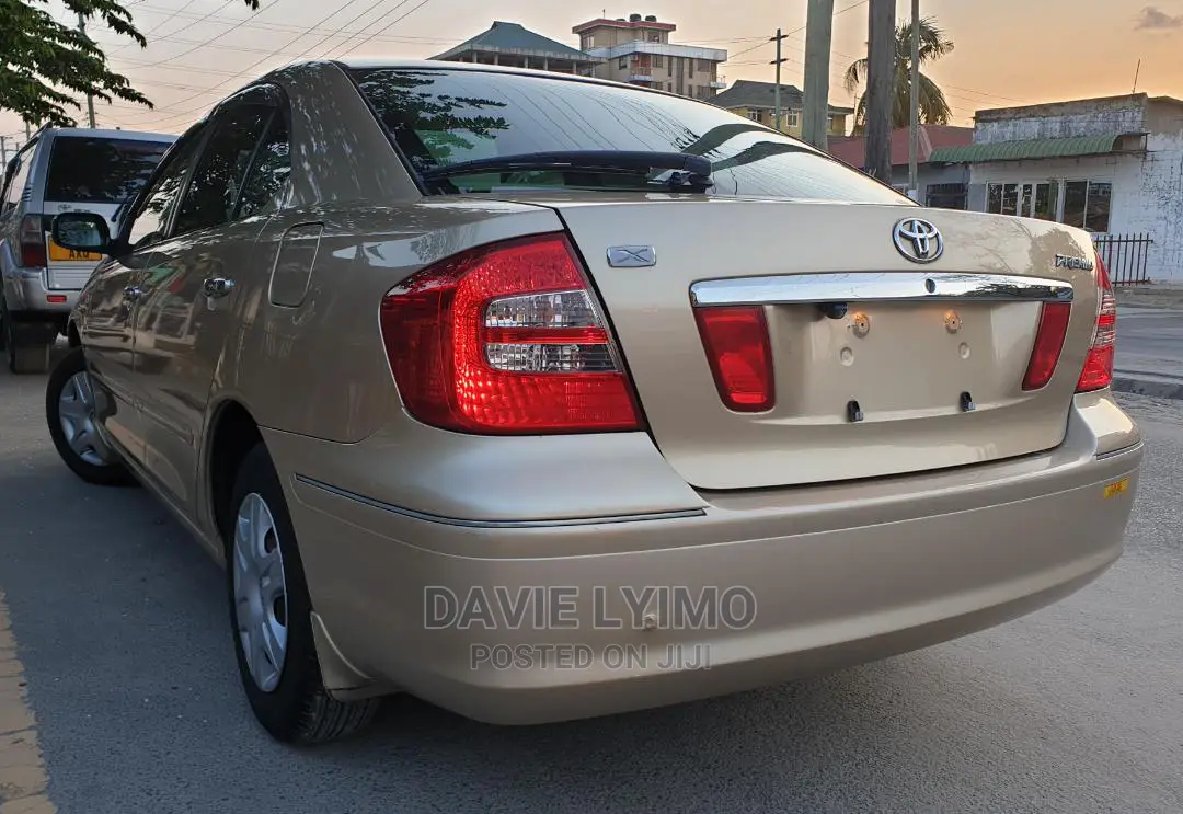 Toyota Corona 2006 Gold