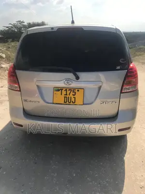 Toyota Corolla Spacio 2006 Silver