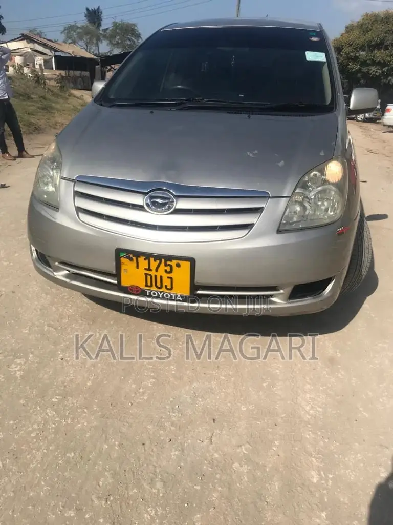 Toyota Corolla Spacio 2006 Silver