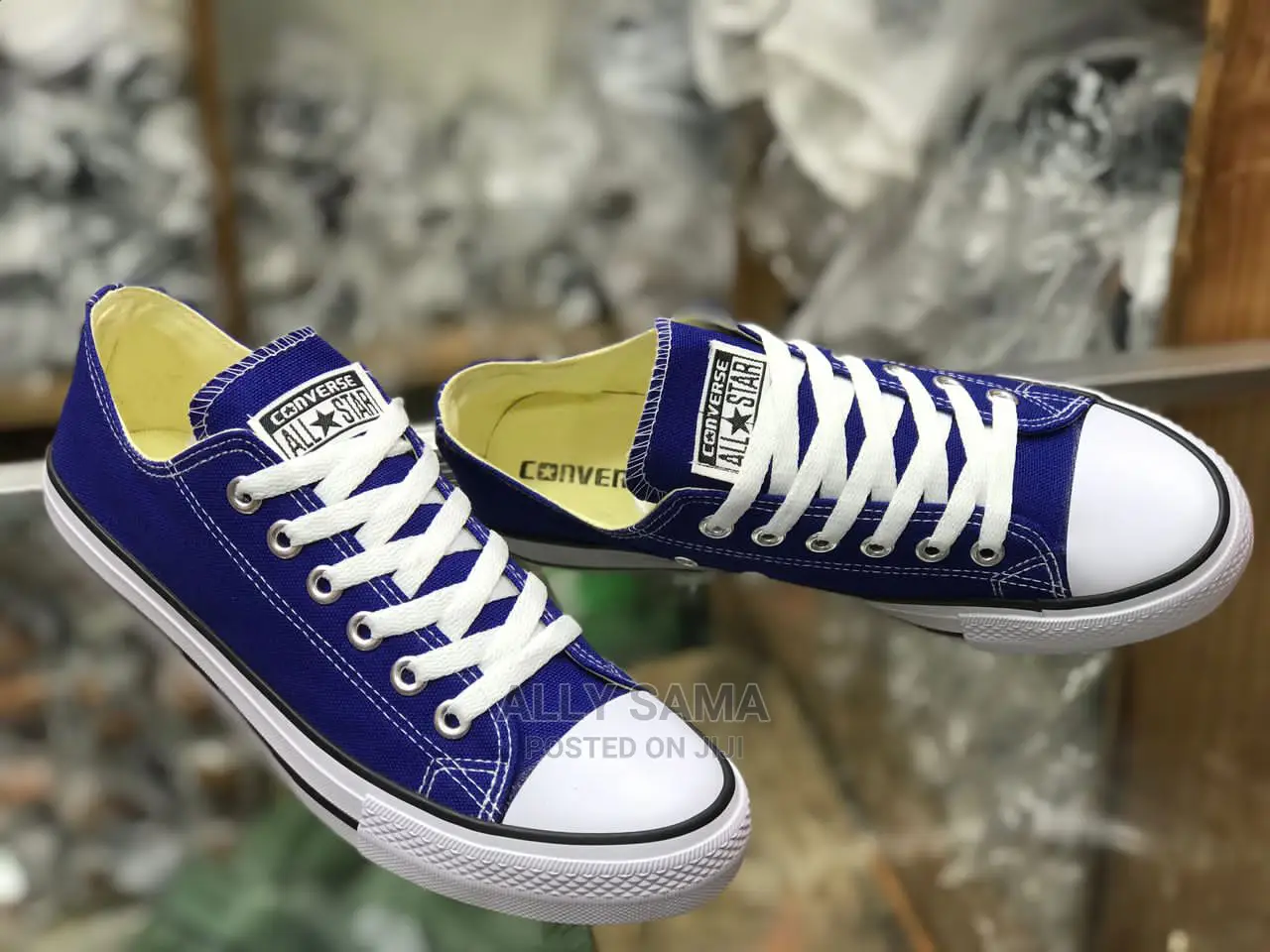 Converse Blue