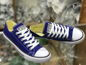 Converse Blue
