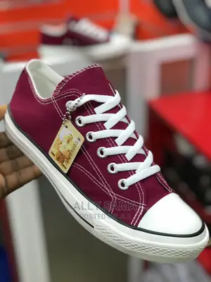 Converse Blue