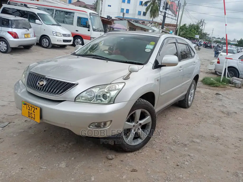 Toyota Harrier 2005 Silver