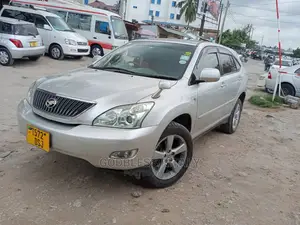 Toyota Harrier 2005 Silver