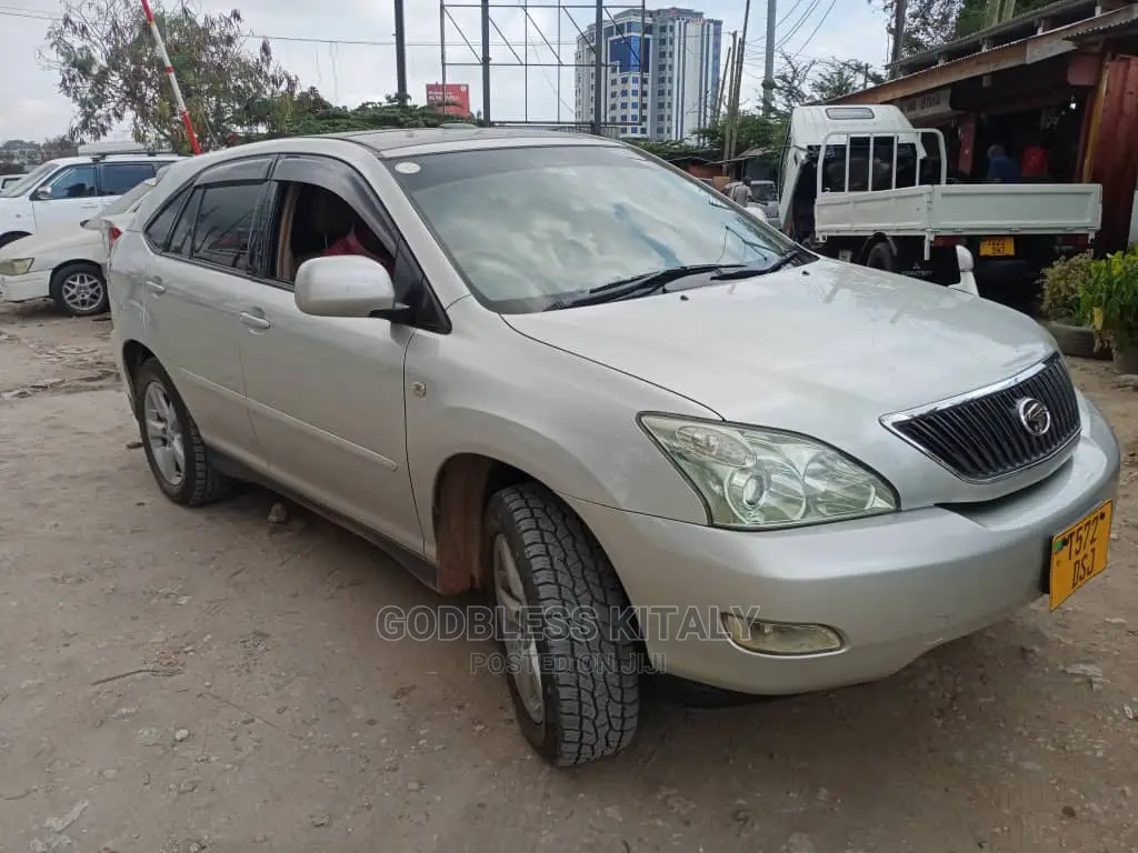 Toyota Harrier 2005 Silver