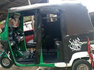 TVS Apache 180 RTR 2021 Green