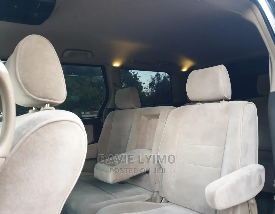 Toyota Alphard 2002 Silver