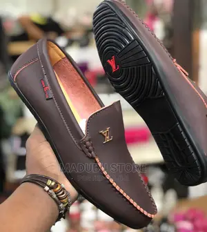 Men's Casual Shoes