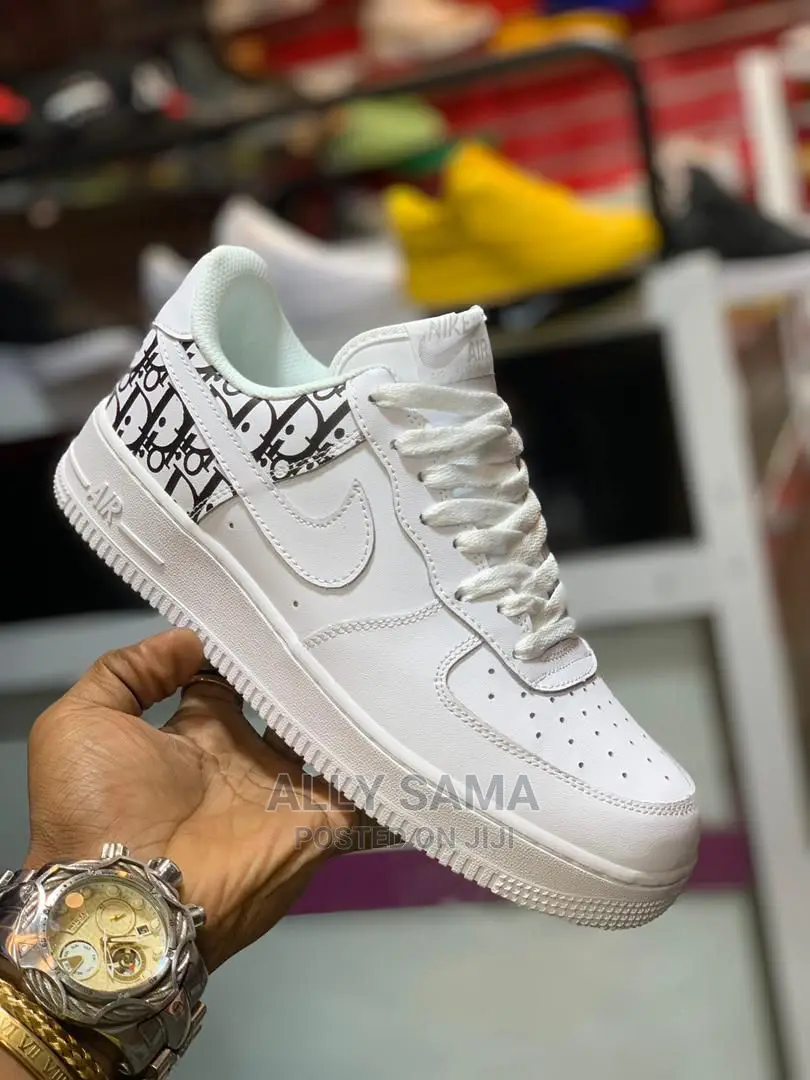 Nike White Yellow