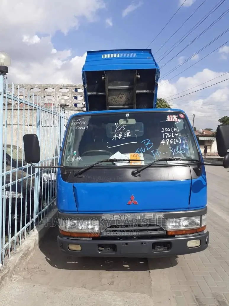 Mitsubishi Canter 1996 Blue