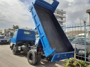Mitsubishi Canter 1996 Blue