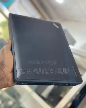 Laptop Lenovo ThinkPad X131e 4GB Intel HDD 320GB