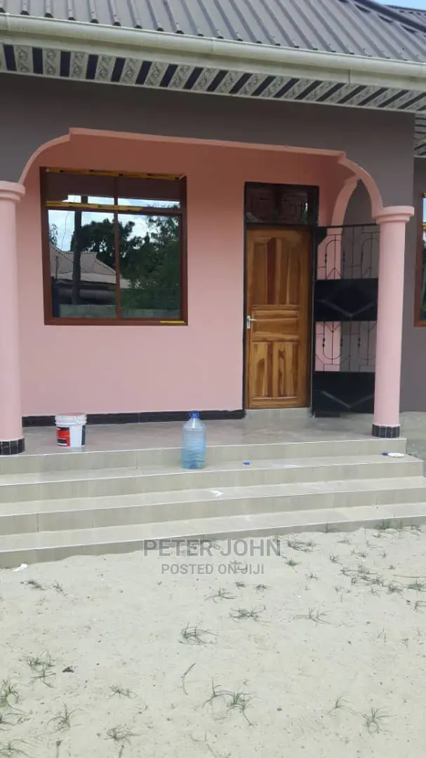 1bdrm Shared Apartment in Kimara for Rent