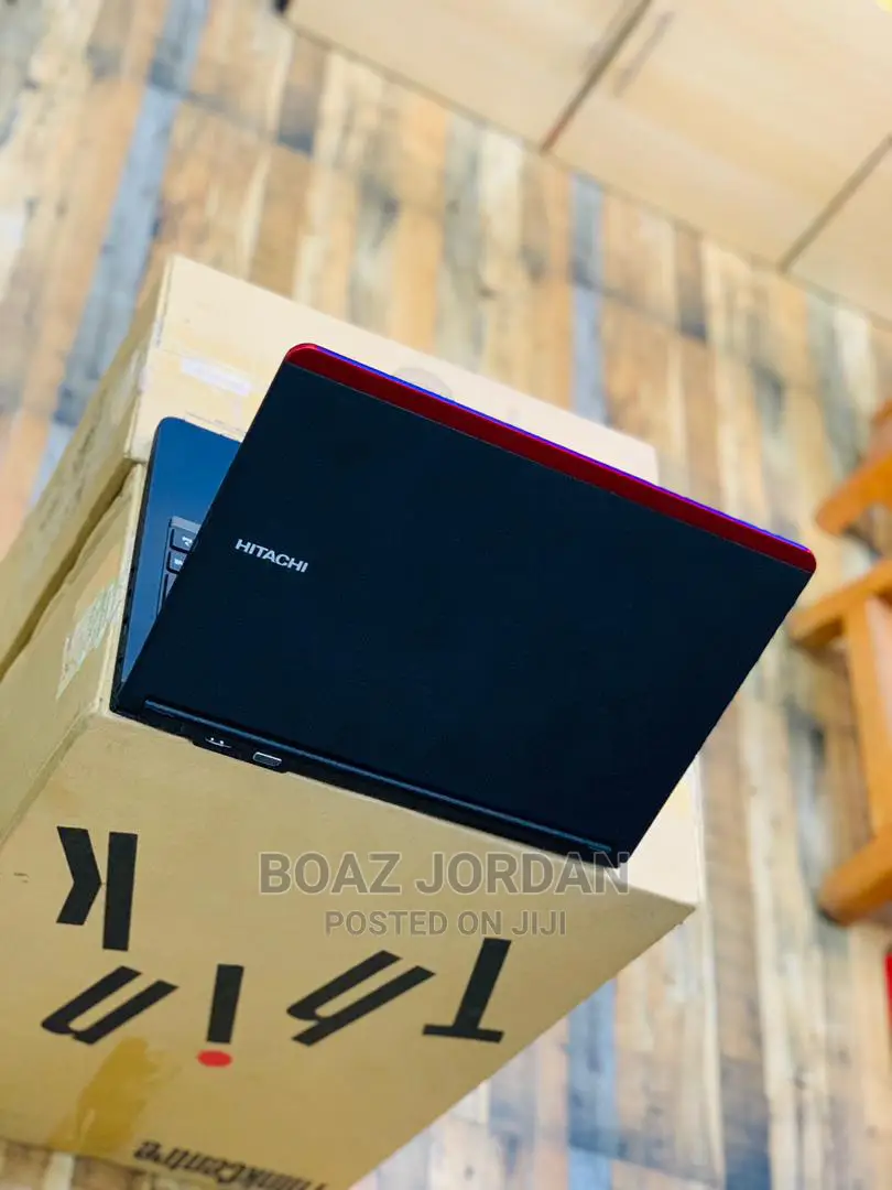 Laptop 4GB Intel SSD 128GB