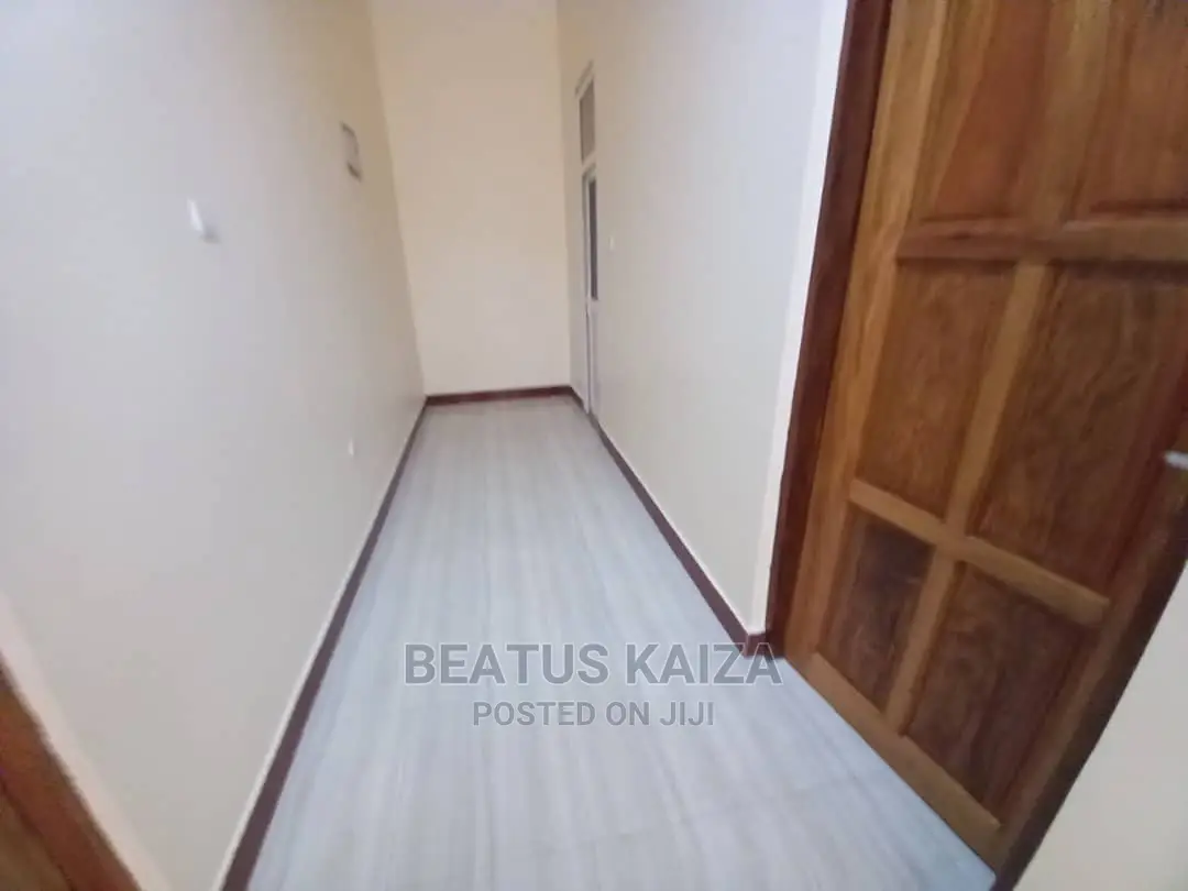 3bdrm Apartment in Kawe Round About for rent