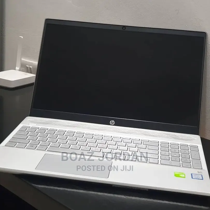 New Laptop HP Envy 13 8GB Intel Core I7 SSD 256GB