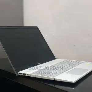 New Laptop HP Envy 13 8GB Intel Core I7 SSD 256GB