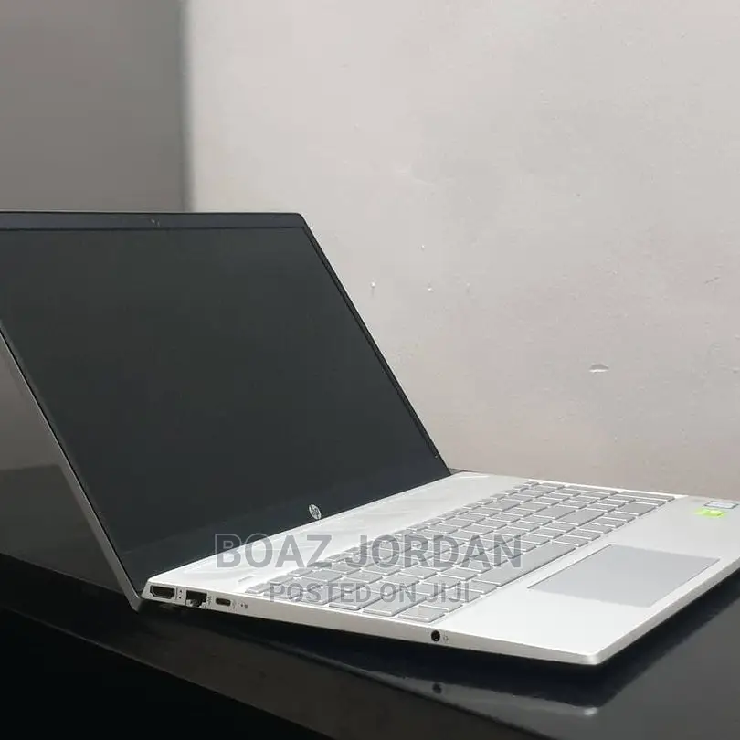 New Laptop HP Envy 13 8GB Intel Core I7 SSD 256GB