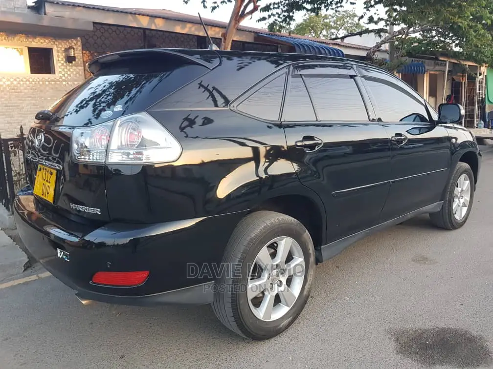 Toyota Harrier 2005 Black