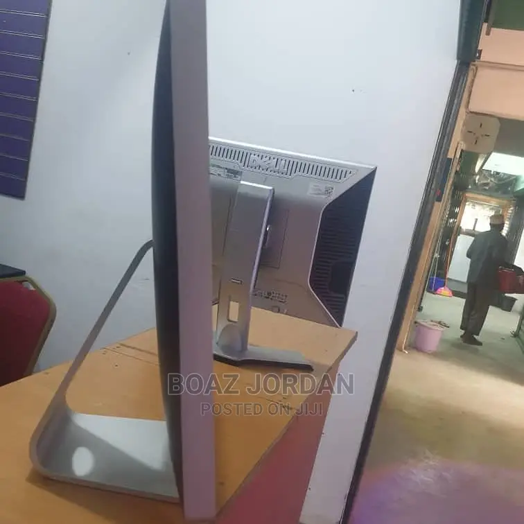 Desktop Computer Apple iMac 4GB Intel Core 2 Quad HDD 500GB