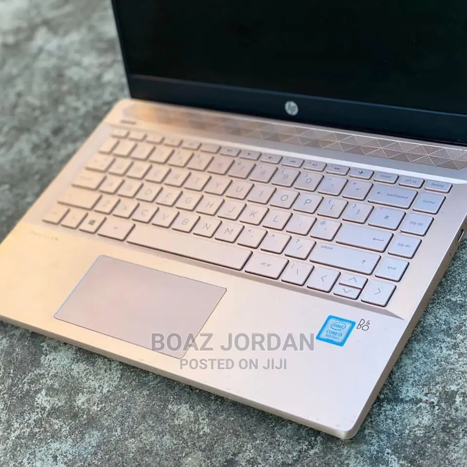 New Laptop HP Pavilion 14-Ce3064st 4GB Intel Core I3 SSD 128GB