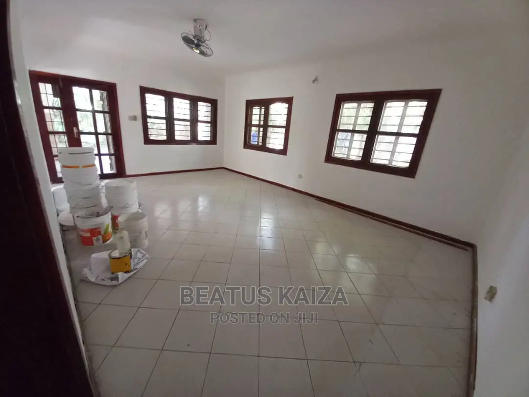 3bdrm Bungalow in Mikocheni Clouds Fm, Kinondoni for rent