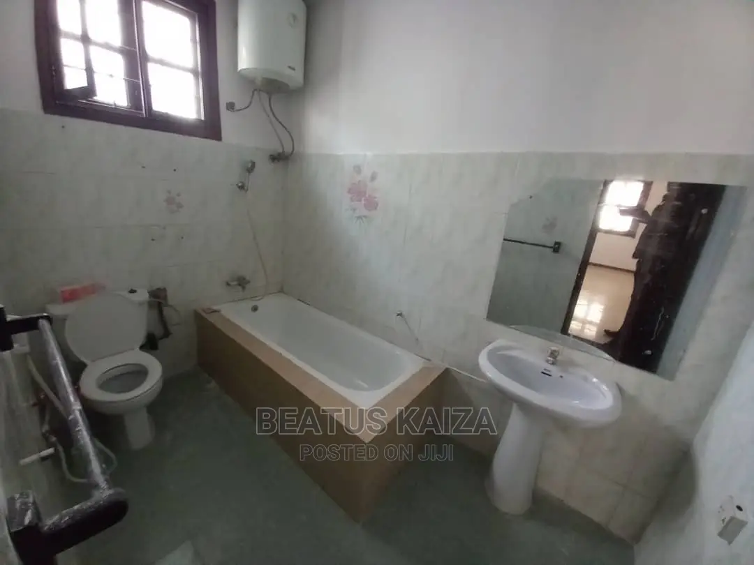 3bdrm Bungalow in Mikocheni Clouds Fm, Kinondoni for rent
