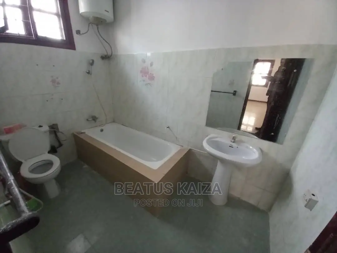 3bdrm Bungalow in Mikocheni Clouds Fm, Kinondoni for rent
