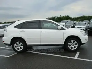 Toyota Harrier 2005 White