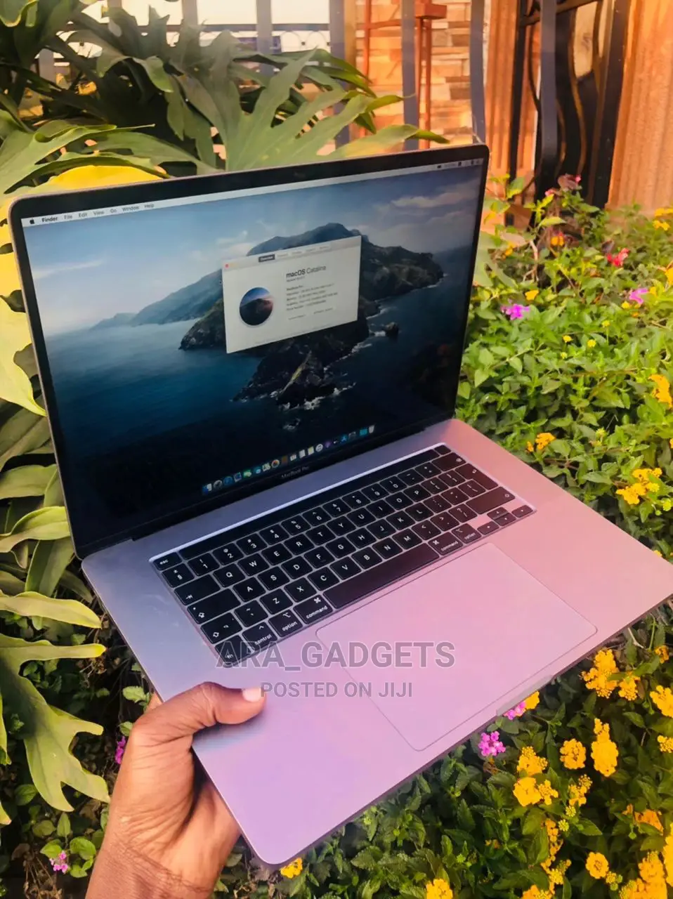 Laptop Apple MacBook 2020 16GB Intel SSD 512GB