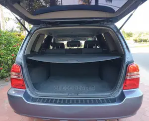 Toyota Kluger 2016 Blue