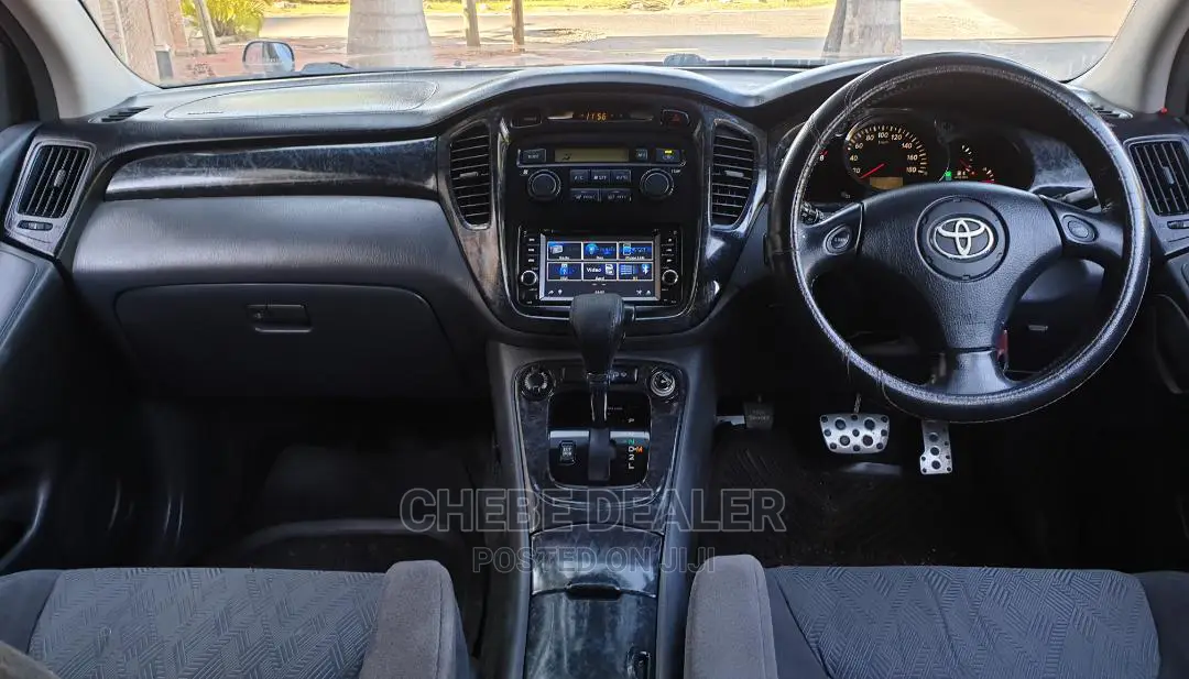 Toyota Kluger 2016 Blue