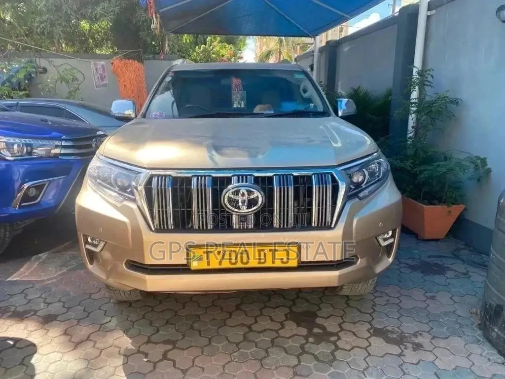Toyota Land Cruiser Prado 2007 3.0 D-4d 5dr Gray