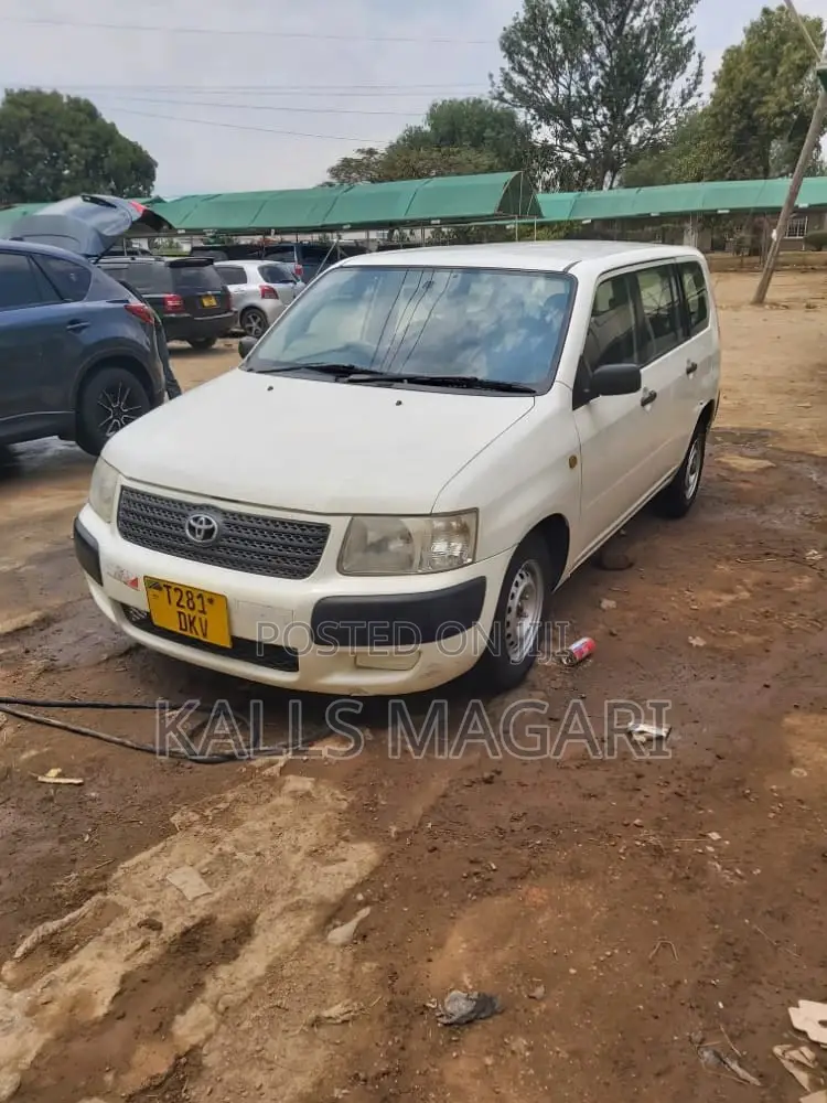 Toyota Succeed 2009 White