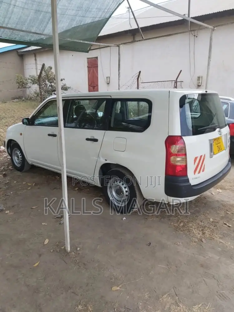 Toyota Succeed 2009 White