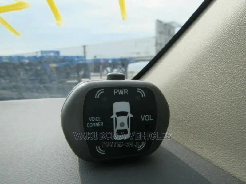 Toyota Raum 2006 Silver