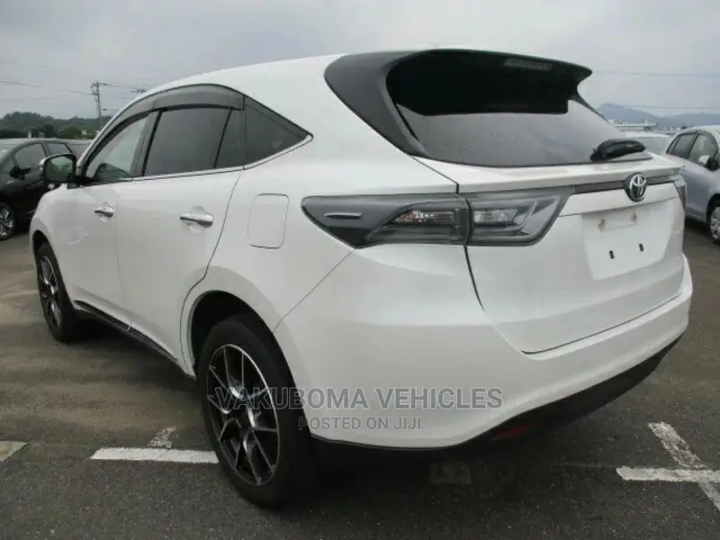 Toyota Harrier 2014 White