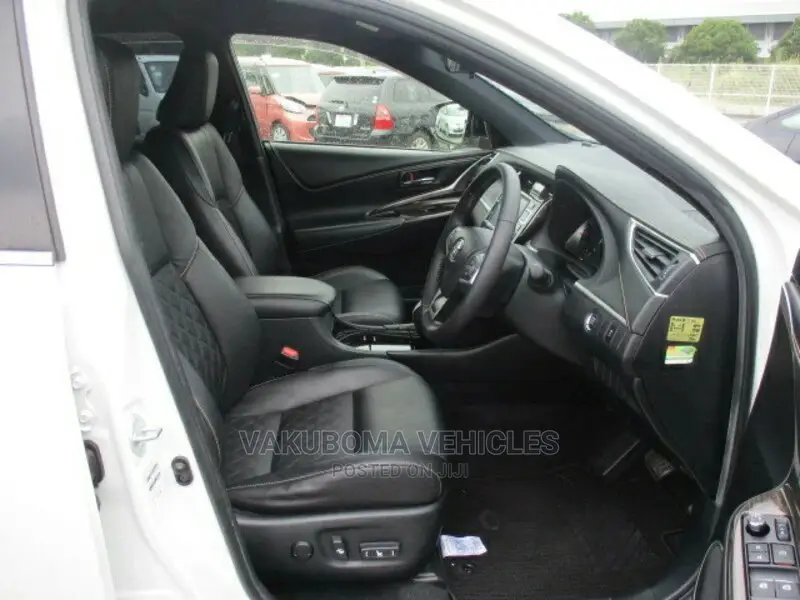Toyota Harrier 2014 White