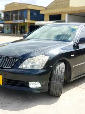 Toyota Crown 2005 Royale Black