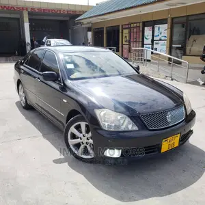 Toyota Crown 2005 Royale Black