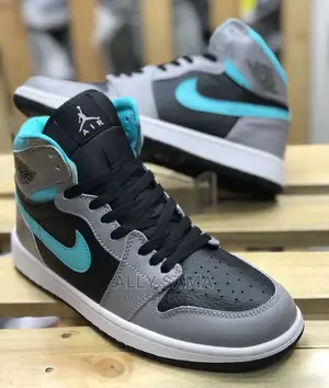 New Nike Orange White